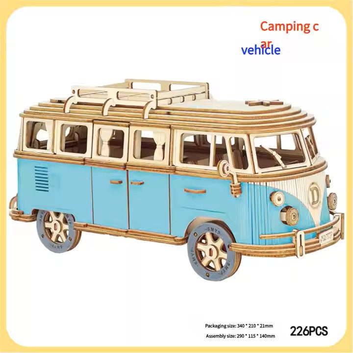 Vehiculo de camping color celeste